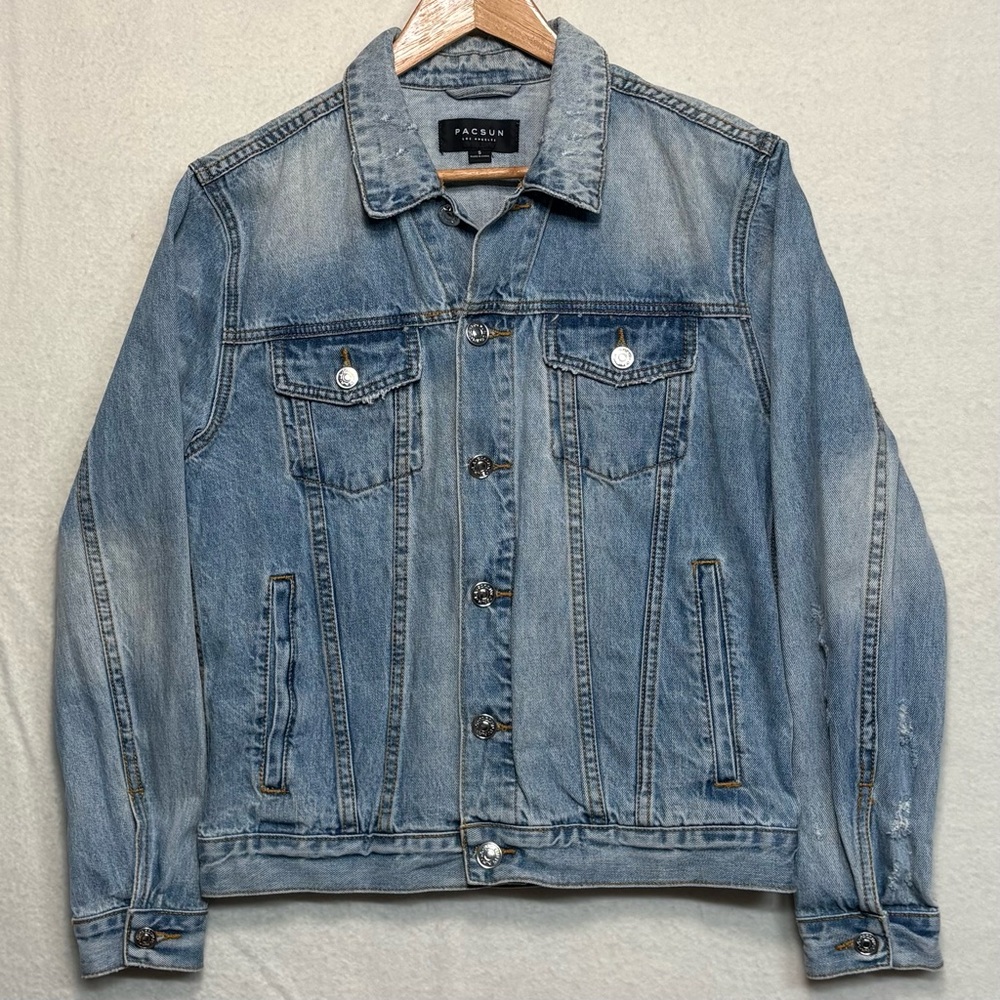 PacSun Distressed Denim Jacket Y2K Lt Blue Jean Jacket Trucker 100% Cotton